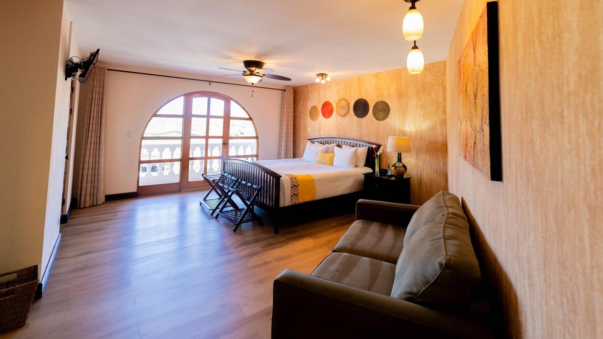 Buena Vista Chic Hotel Pilas Стая снимка